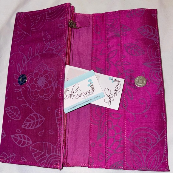 Silk Organza Sak Saum For Abi Ferrin For Freedom Credit Card Coin Wallet New - Picture 8 of 9